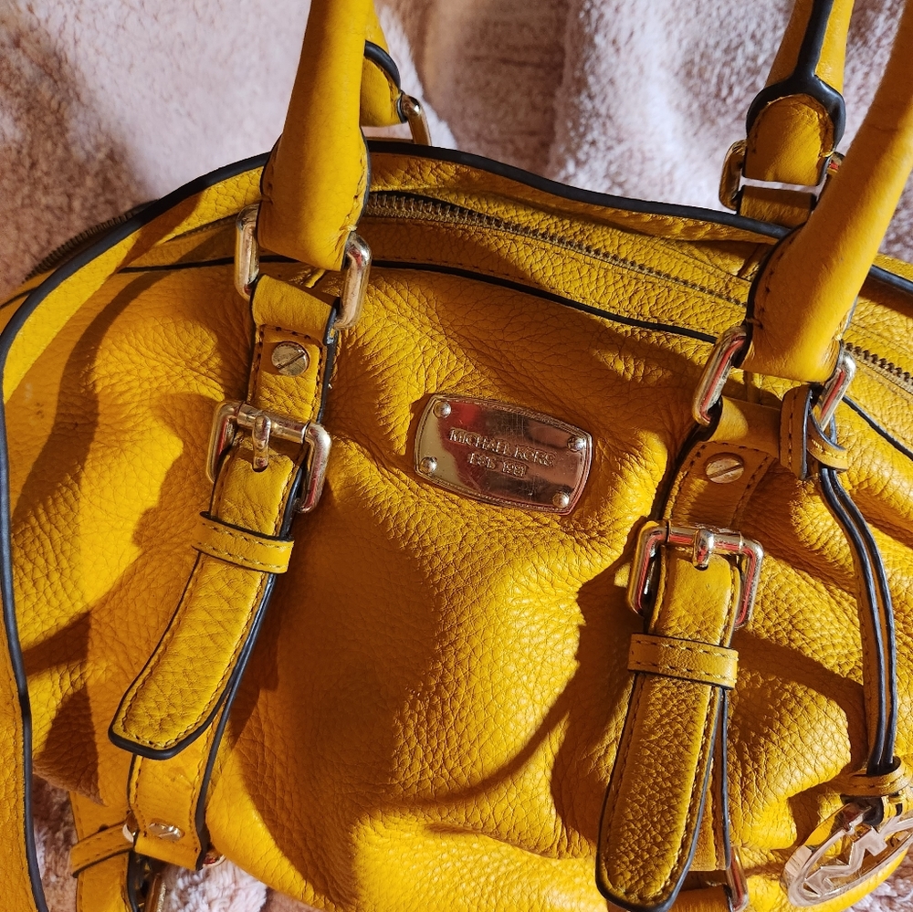 Michael Kors purse